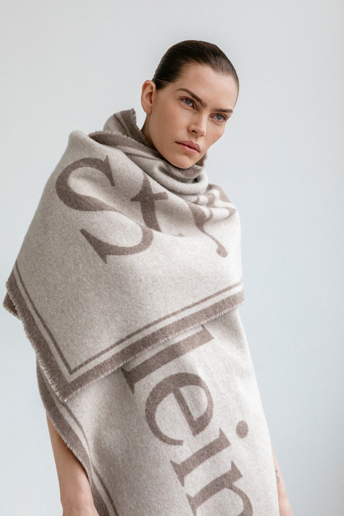 Stylein statement scarf