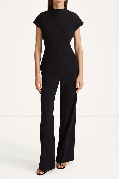 Borno short sleeve top black stylein model image front