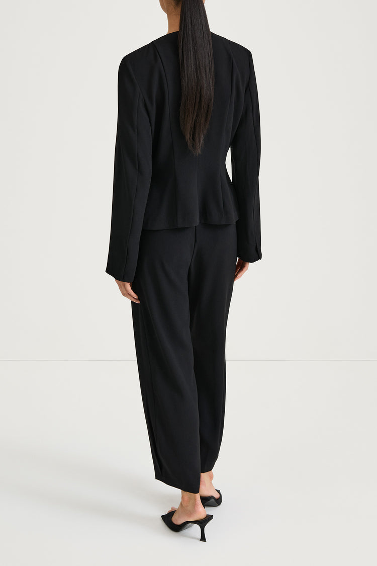 Brienne blouse black stylein long sleeve model image back
