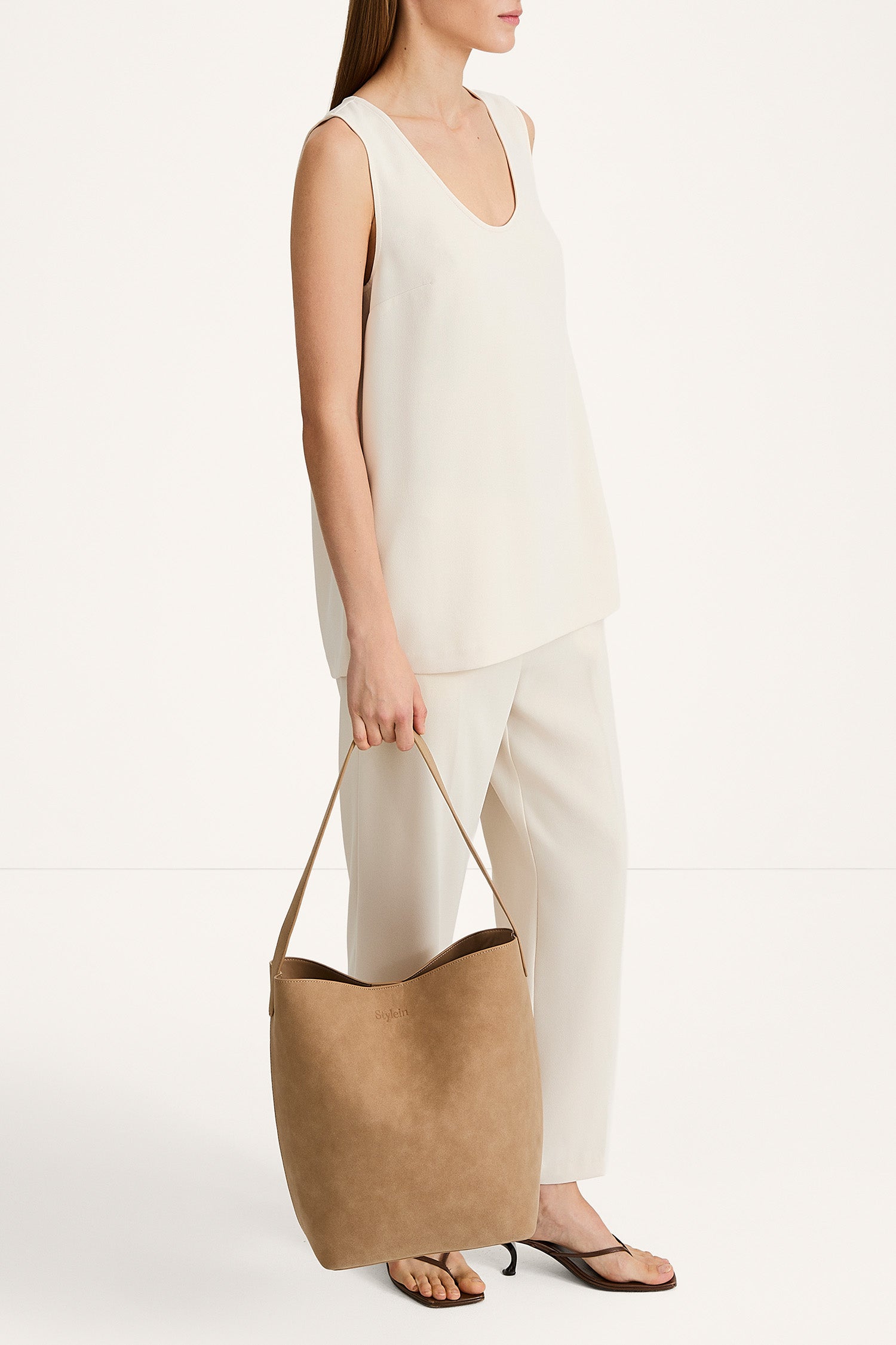 Buccino top ivory stylein model image side
