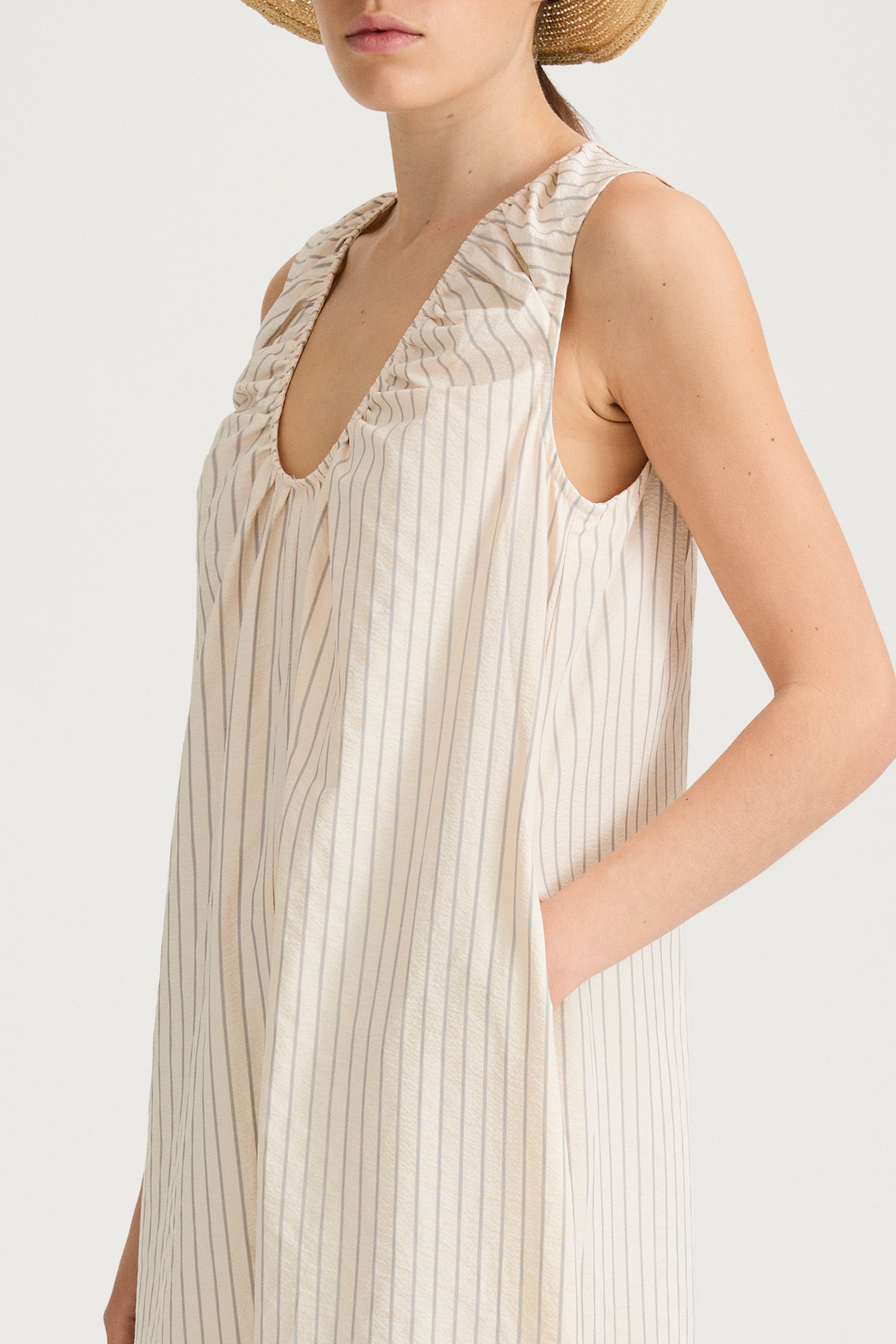 Jaisie long dress cream stripe stylein model image close
