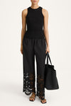 Jase tank top black stylein model image front
