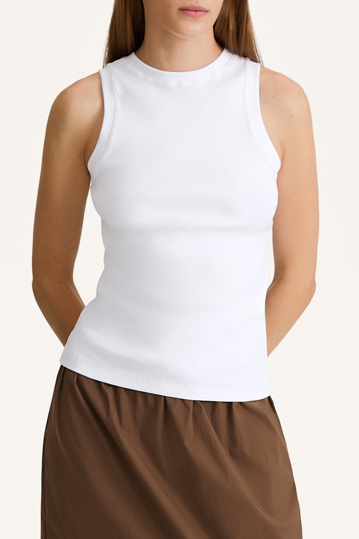Jase tank top white stylein model image front close