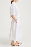 Jenessa shirt loose cropped stand collar white stylein model image side