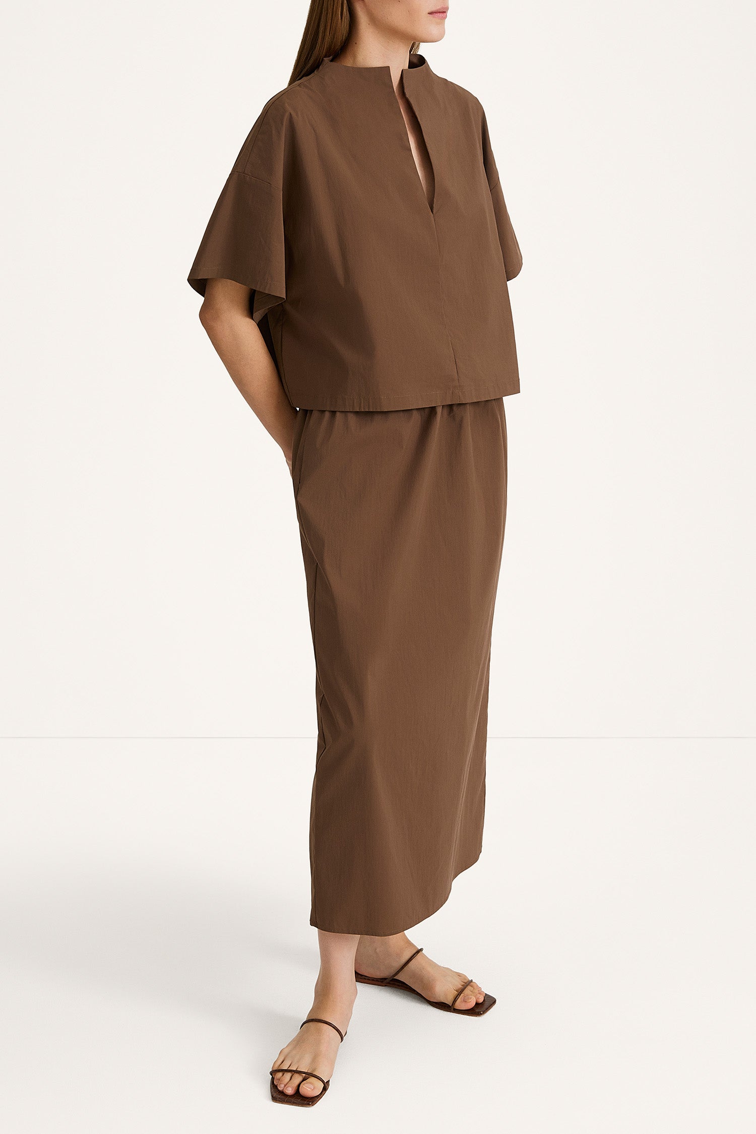 Joelle blouse cacao stylein model image side