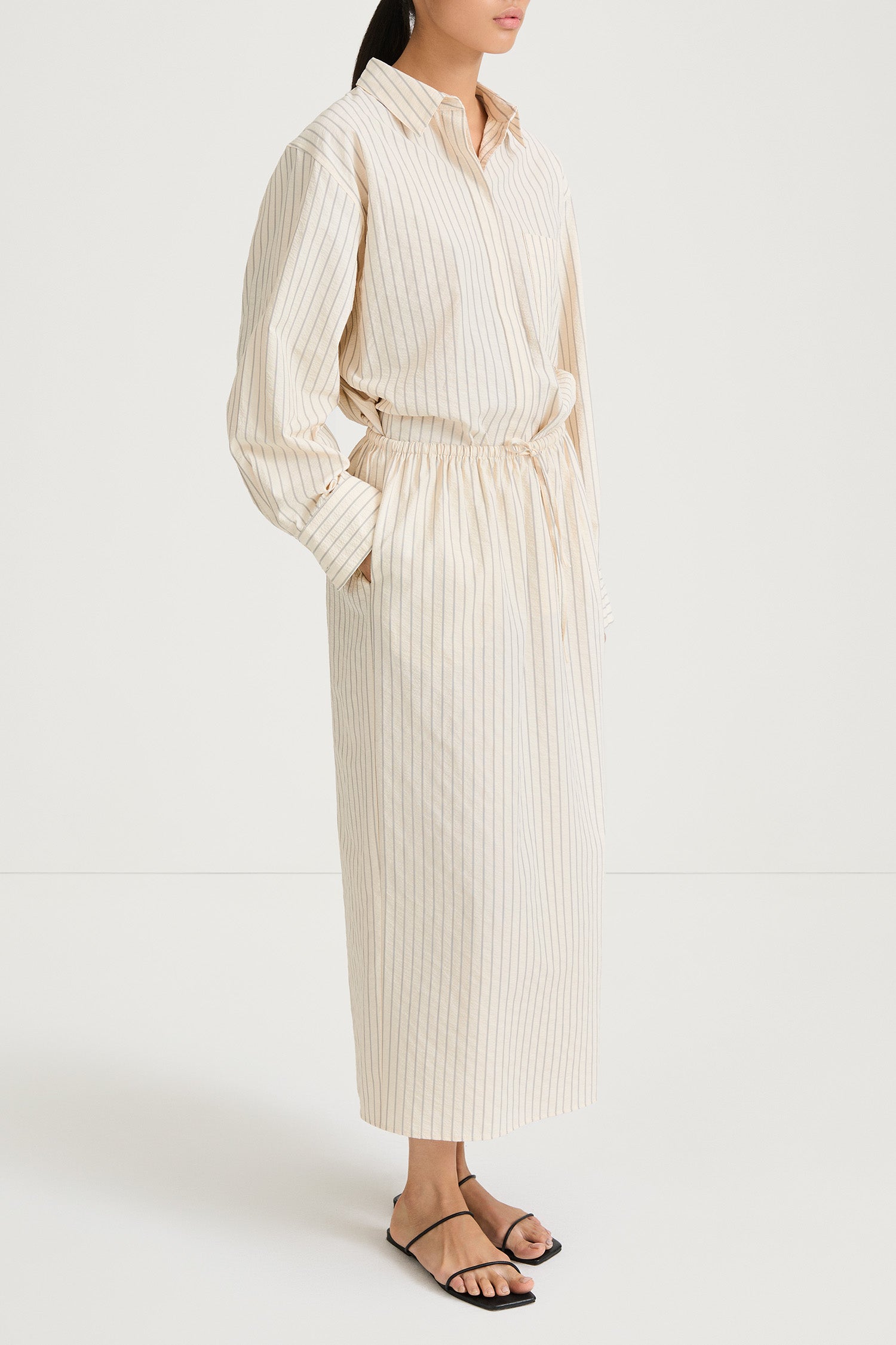 Jolene long skirt cream stripe stylein model image side