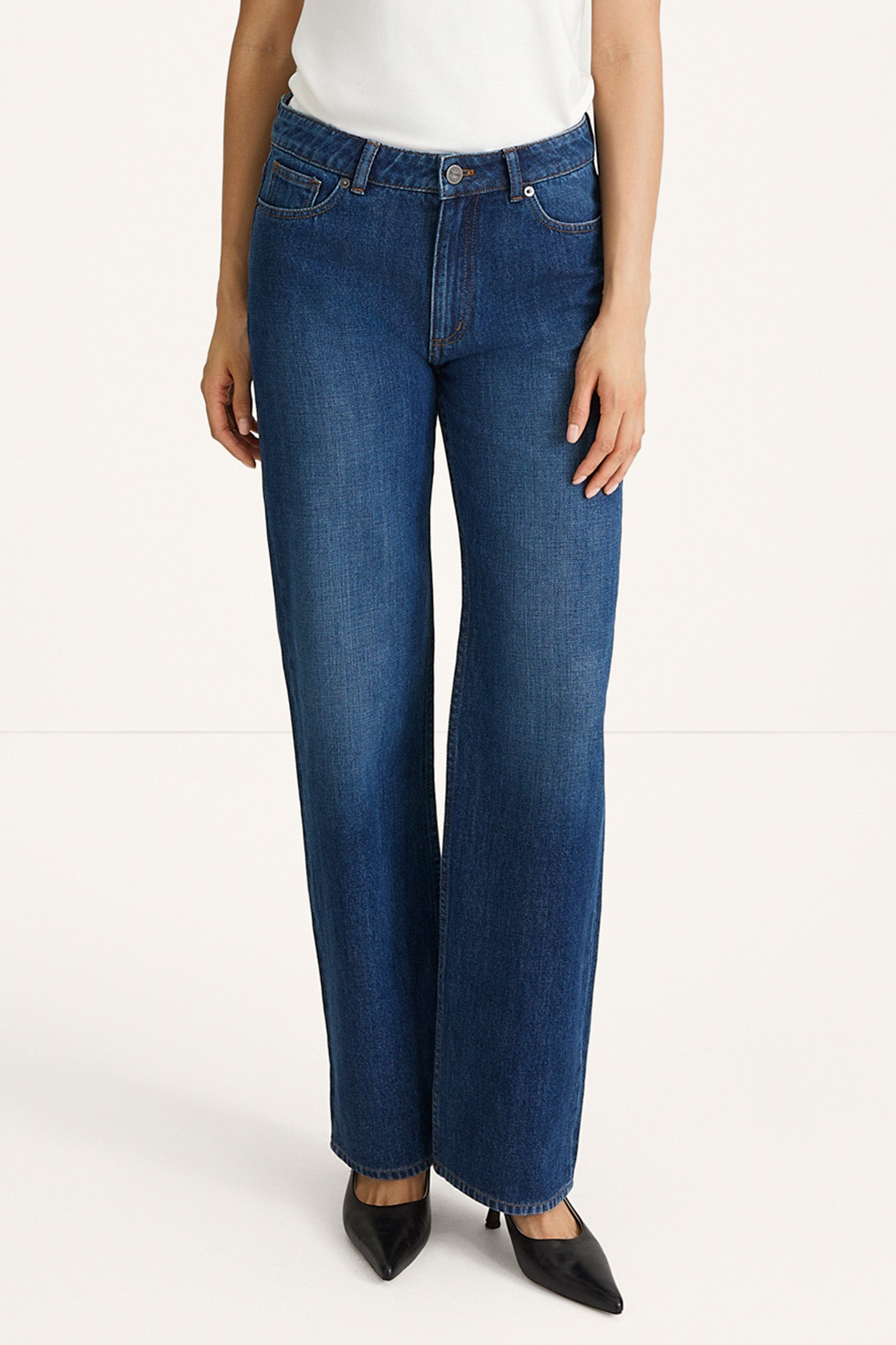 MID-WAIST STRAIGHT DENIM - KIARA DARK STEEL BLUE