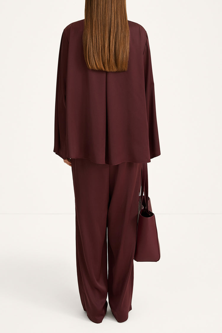 Marby blouse bordeaux Stylein model image back