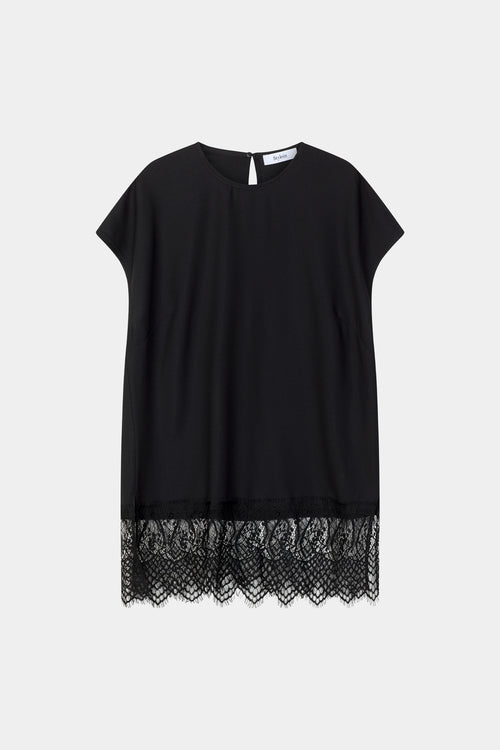 Muccino sleeveless blouse lace detail stylein model image front