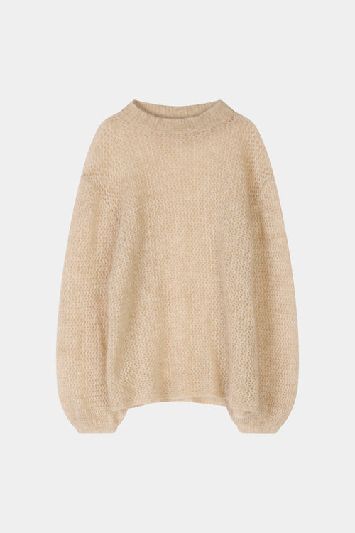 Beige knitted sweater stylein nella front model image