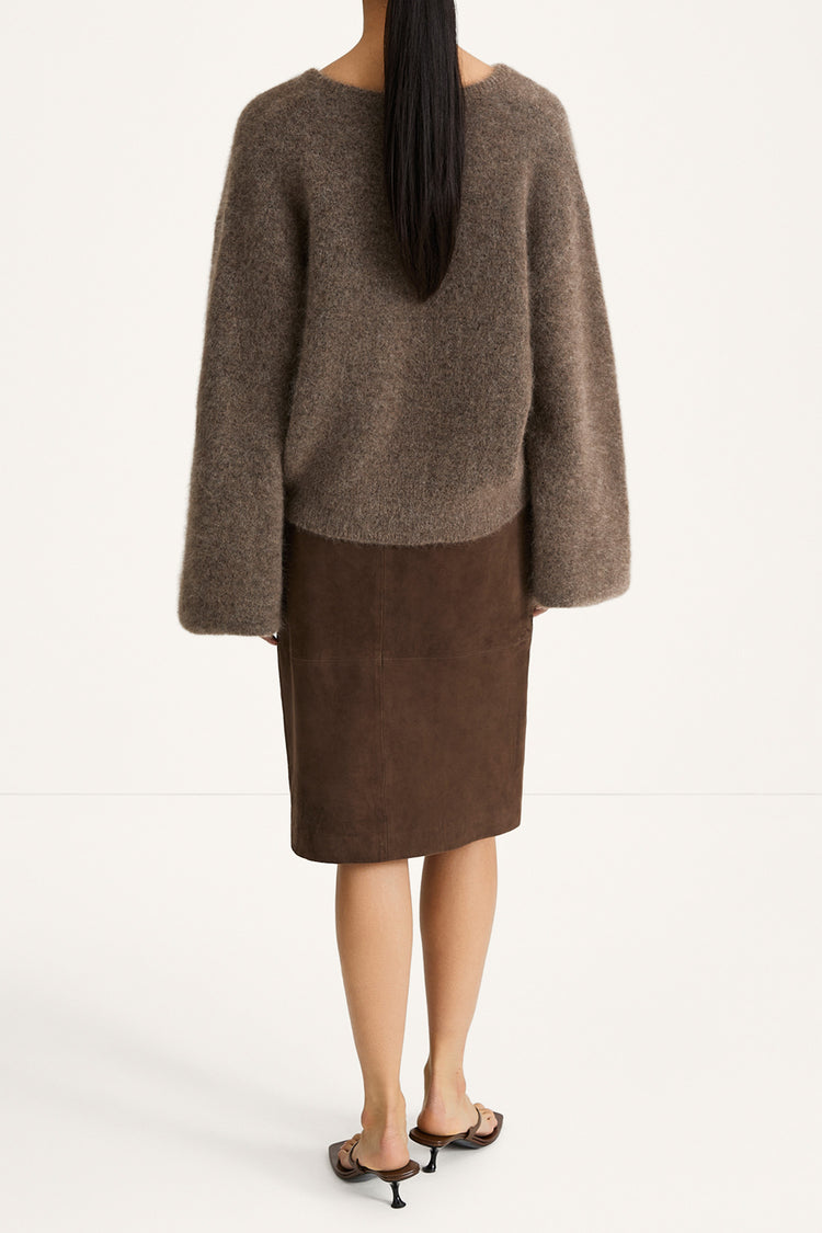 Nemoli v-neck sweater mohair brown stylein model image back