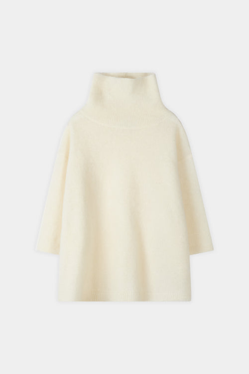 Nyssa short sleeve knitted top white stylein model image front