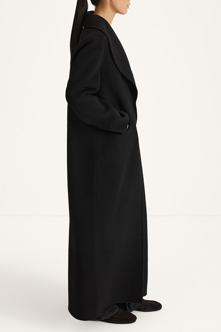 long black wool coat stylein tera side image