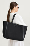 Yacht bag canvas black stylein model image