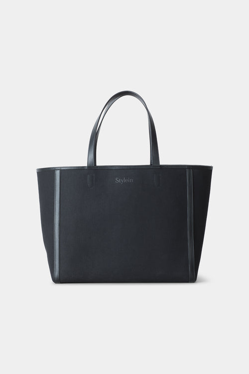 Yacht canvas black stylein packshot