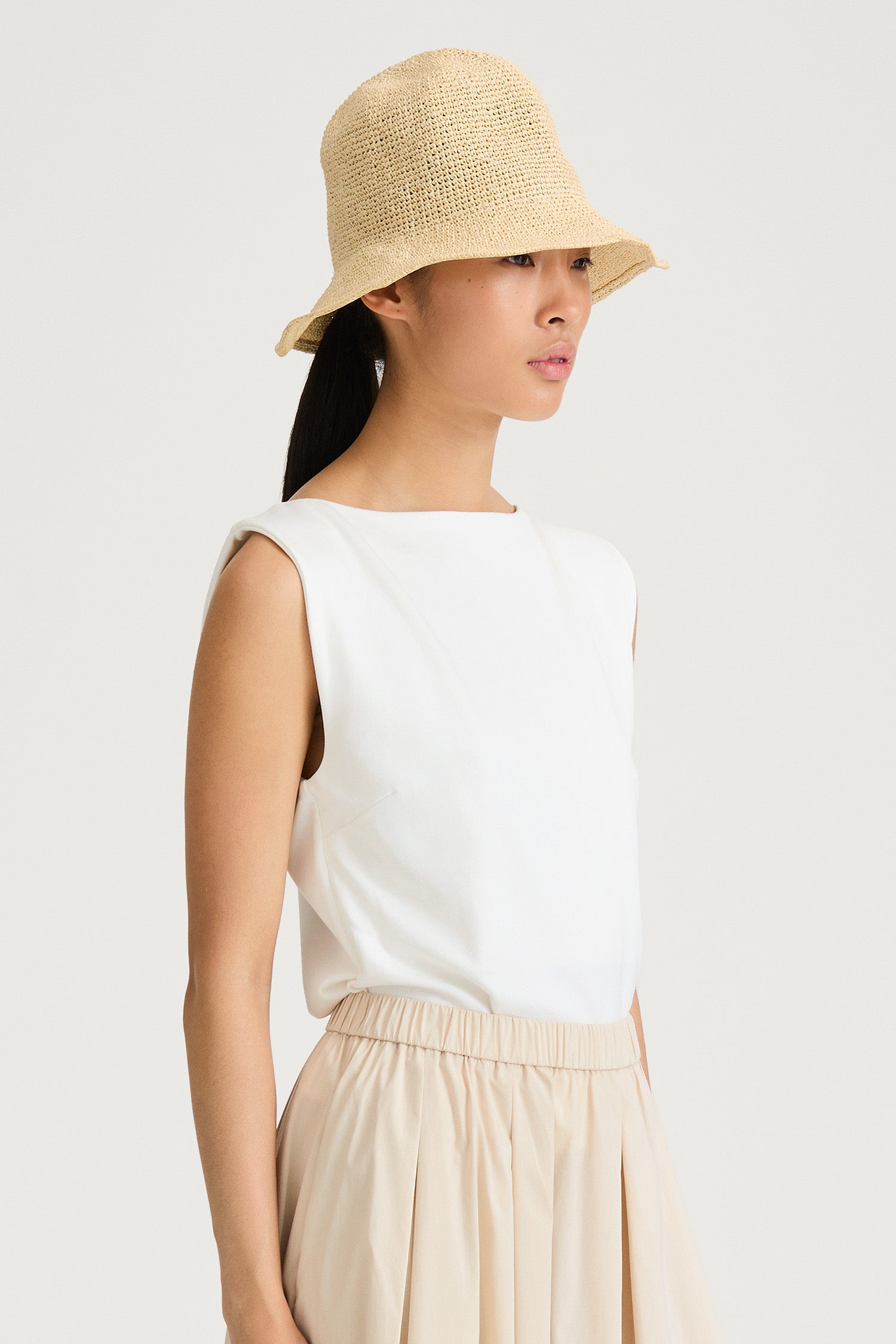 Yuri crocheted bucket hat stylein model image side