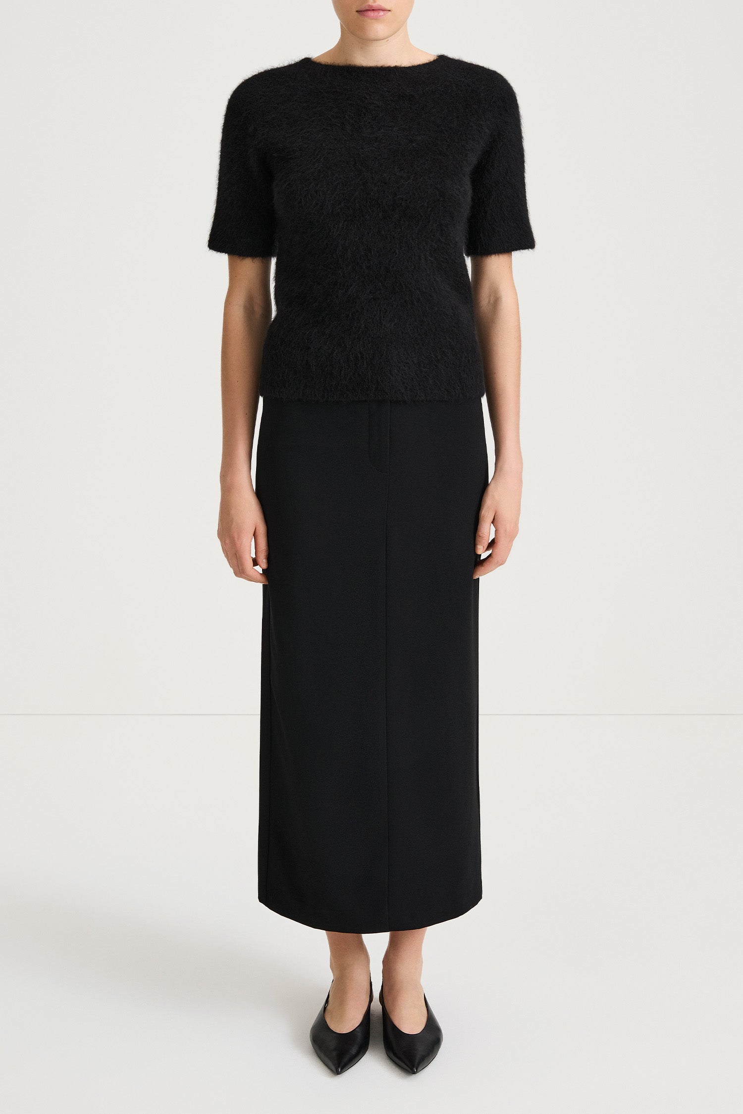 black alpacka top stylein loha front