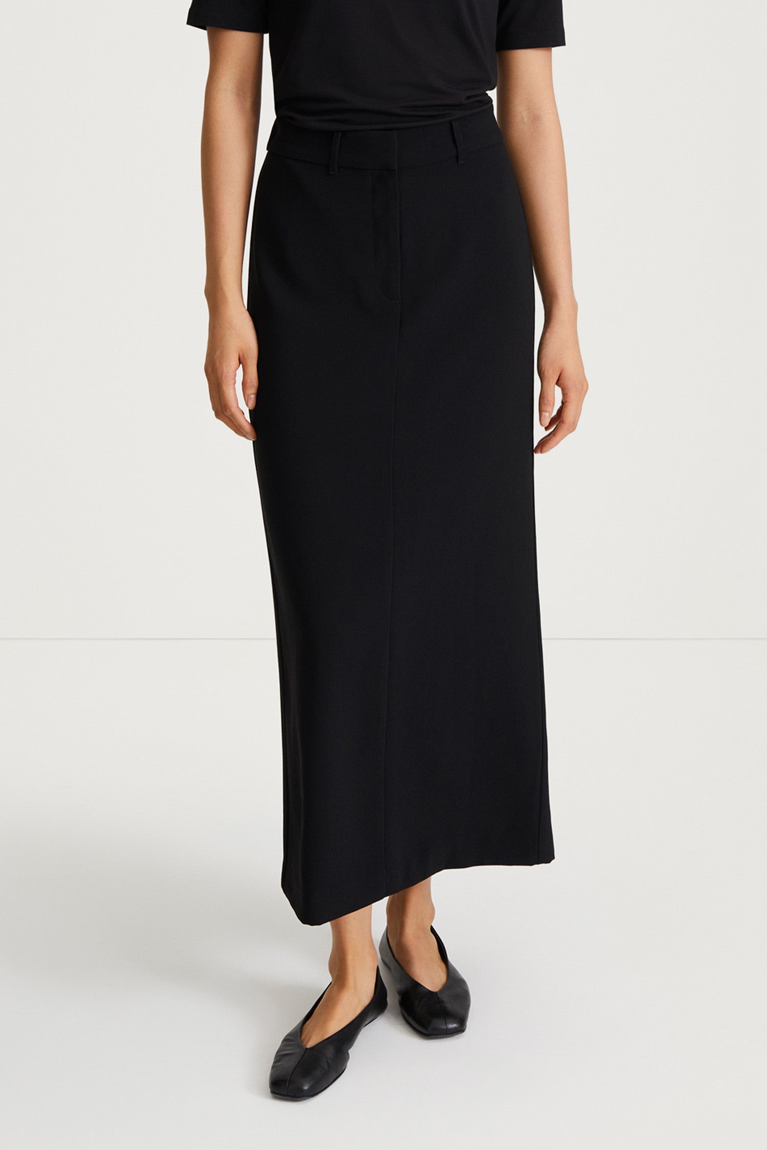 black ankle length skirt crepe stylein berkeley front