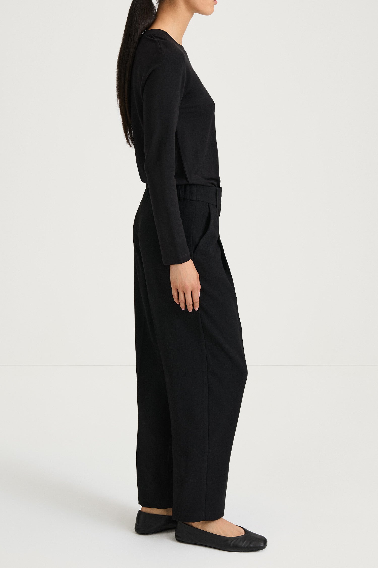 black ankle length suit trousers stylein berga side
