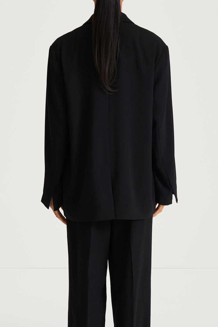 black blazer breena stylein model image back