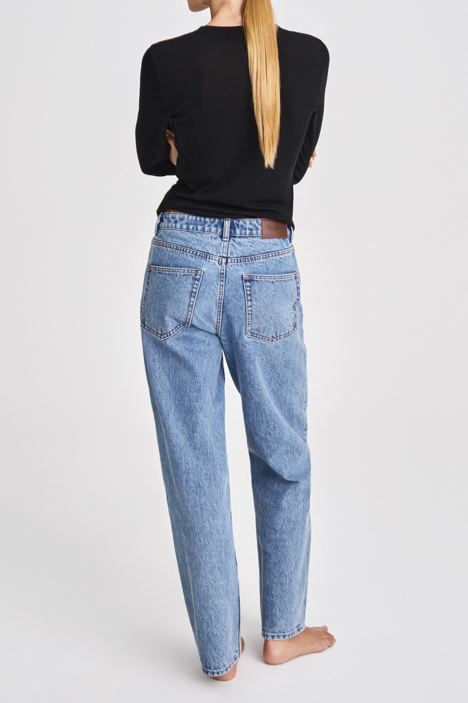  black longsleeve top stylein neapel back