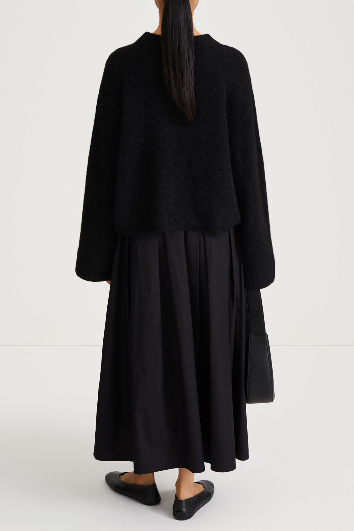 black knitted mohair sweater stylein niclas back