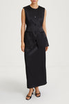 black skirt satin stylein bondeno model image
