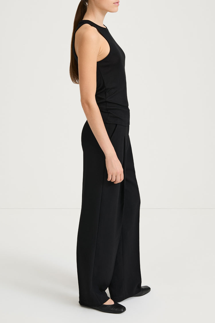 black tank top stylein nicia side