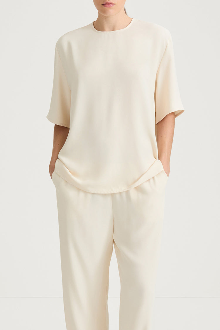 cream t-shirt top stylein martano front close up model image