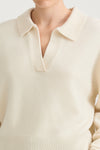 cream v-neck collar sweater stylein harmony detail