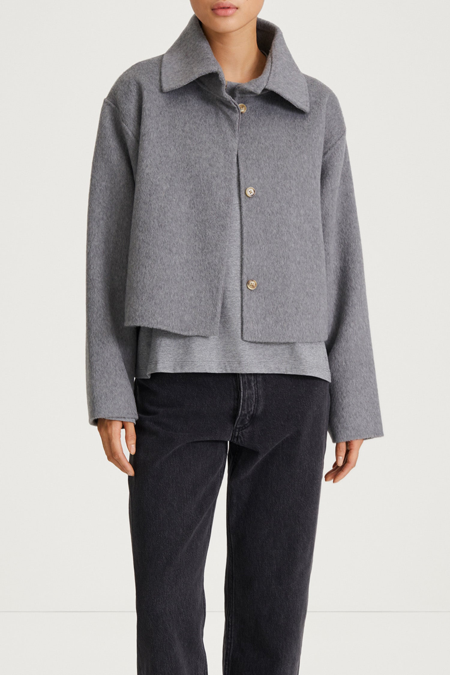 grey jacket short wool stylein teano close up