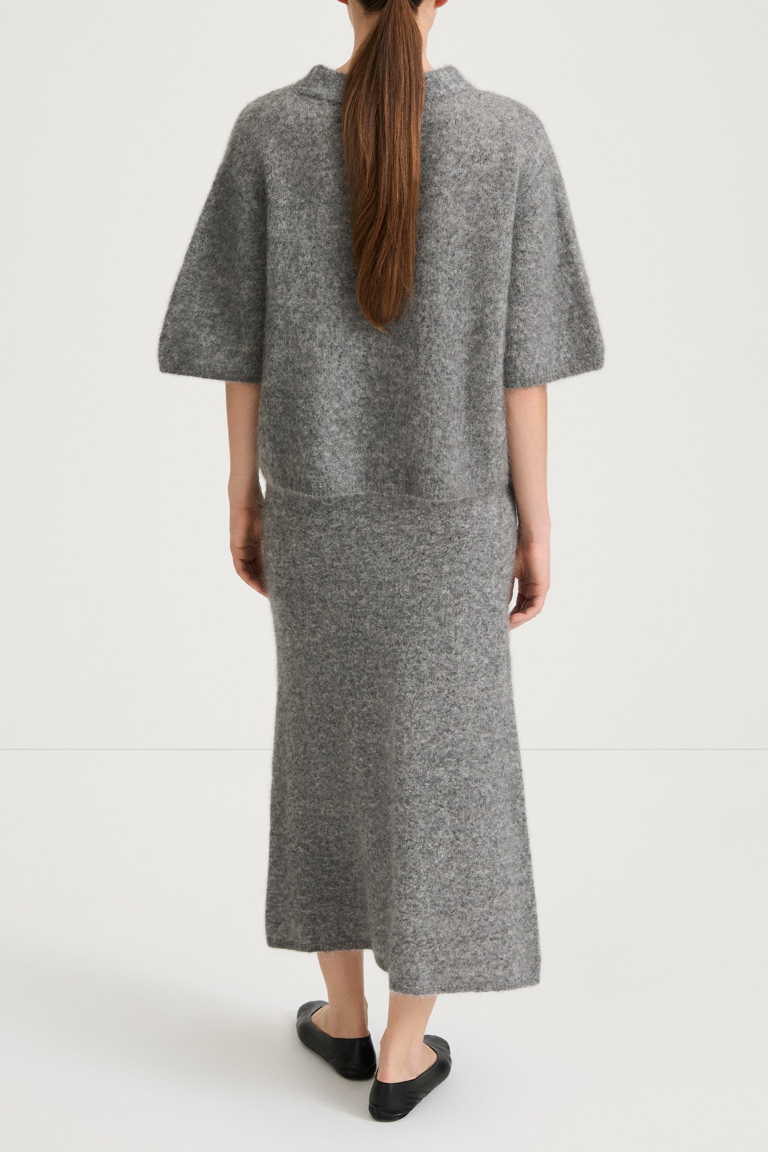 grey knitted a-lined skirt stylein nanie back