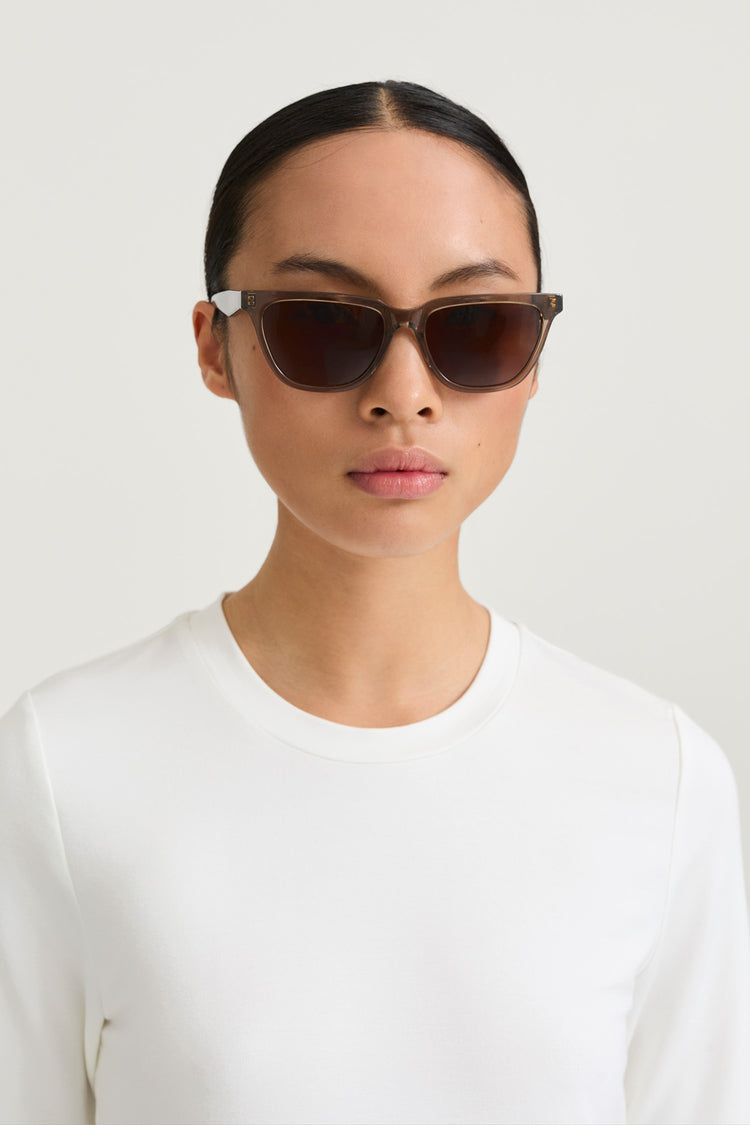 grey sunglasses manhattan smoke stylein front