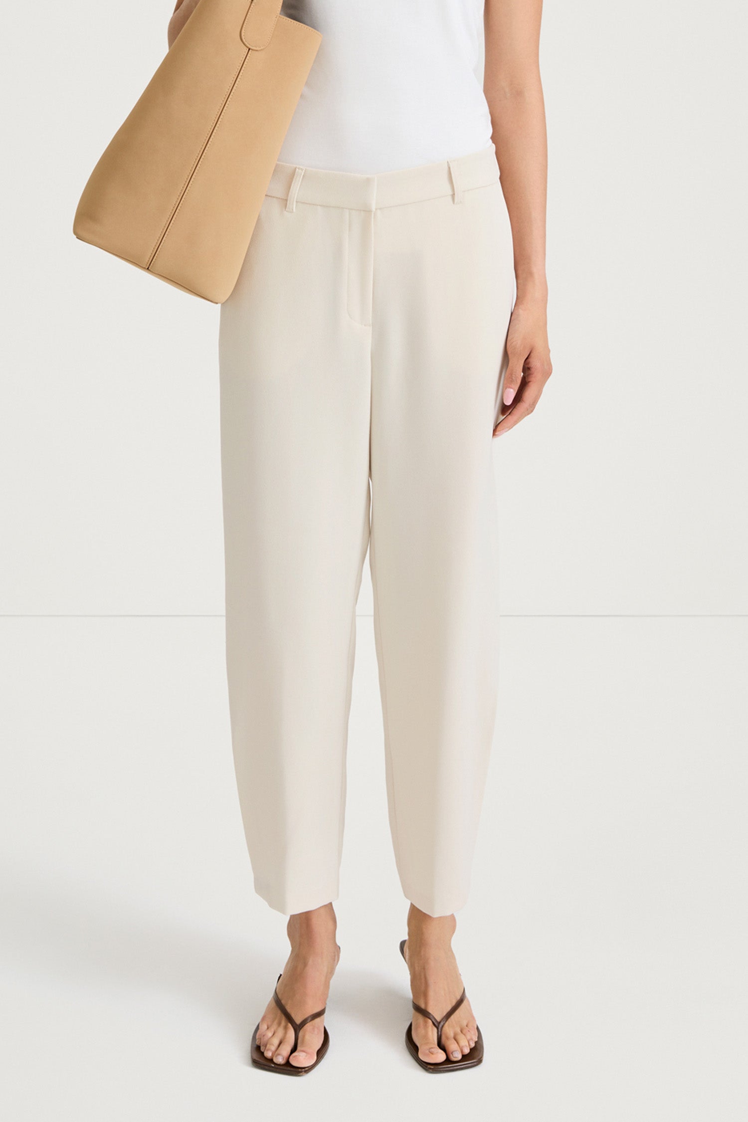 Ivory suit trousers bergio stylein front close up model image