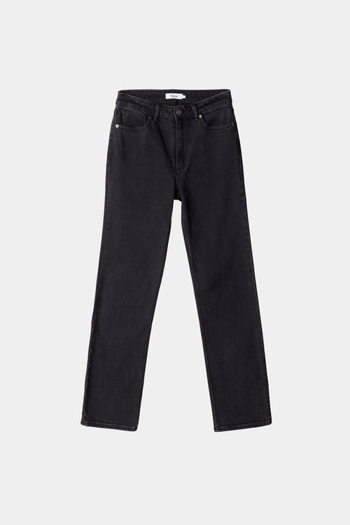 high waist slim fit denim stylein kaden model image