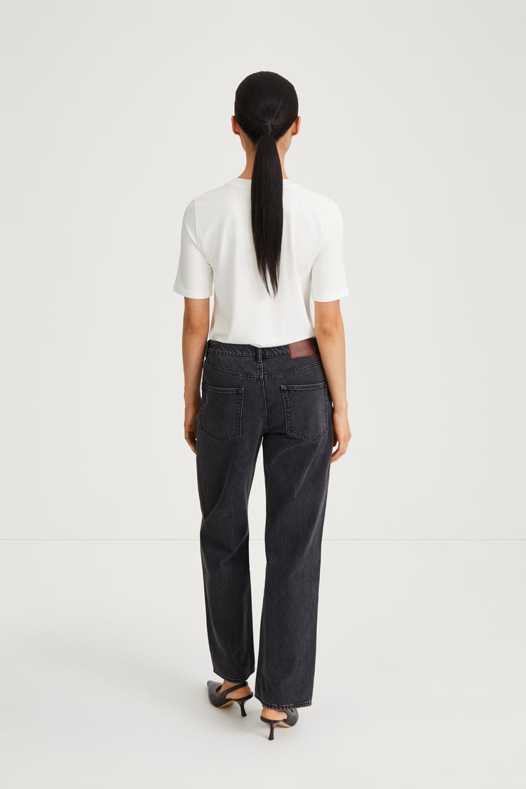 loose fit denim black stylein kim back
