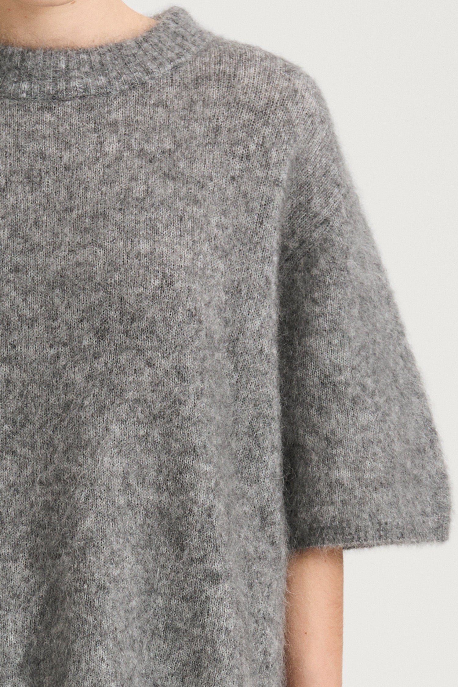 SHORT SLEEVE MOHAIR SWEATER - NEMY GREY