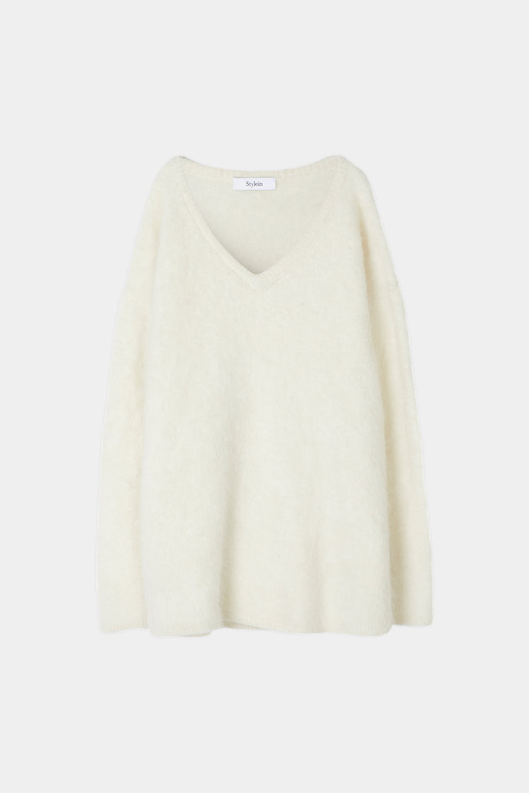 knitted v-neck cream sweater stylein liora packshot