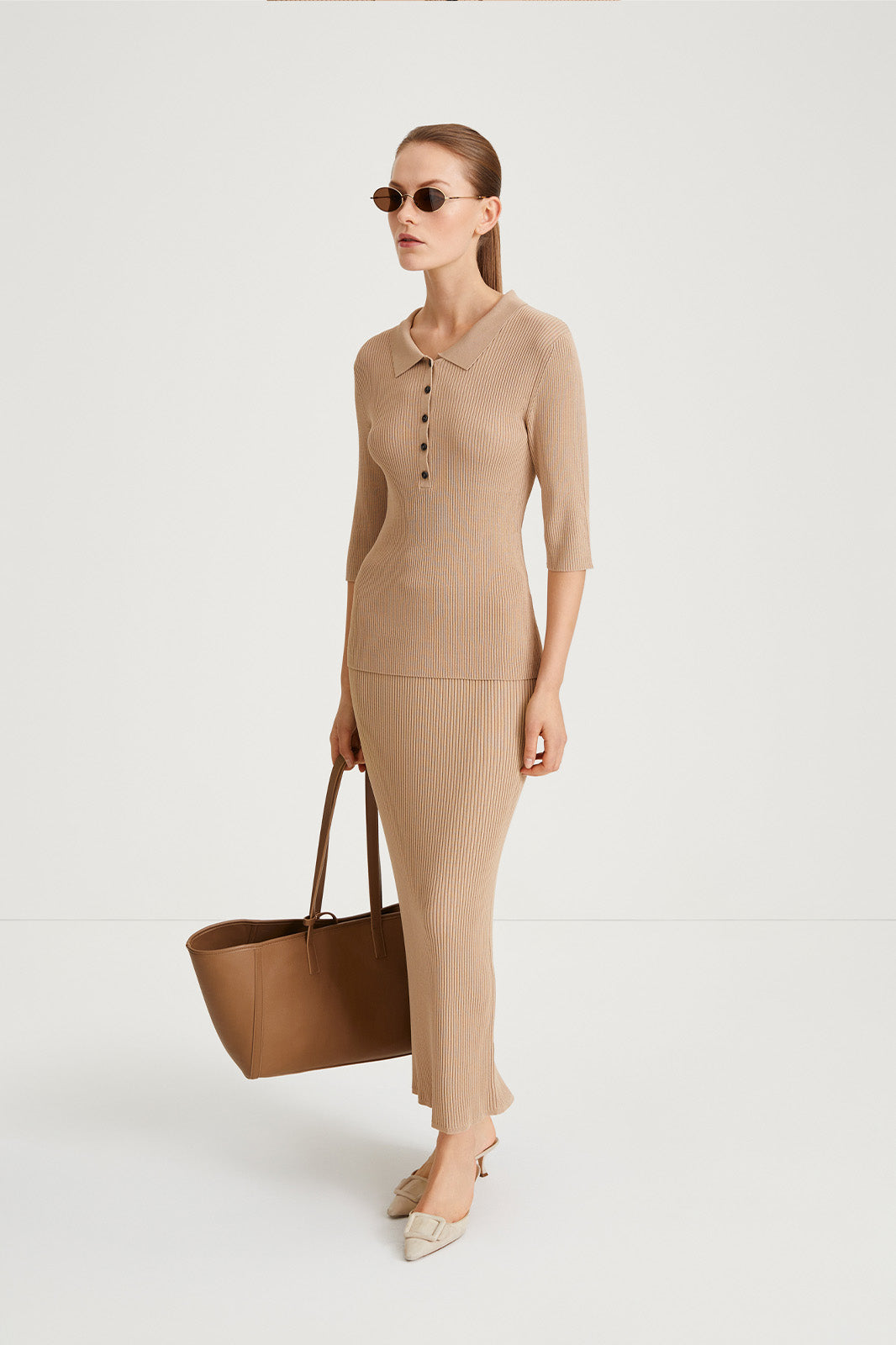 Pomerola skirt maxi fine knit beige stylein side image