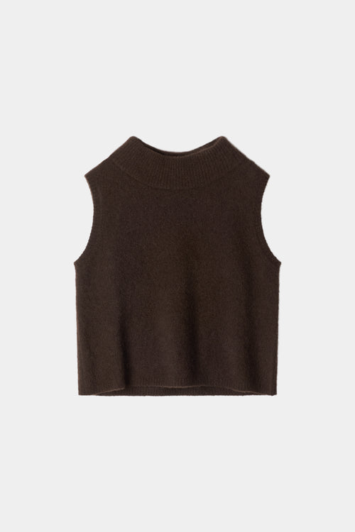Amara knitted sleeveless top coffee stylein packshot