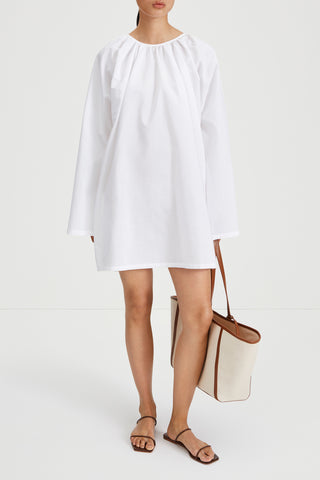 Juni dress short voluminous shape full length sleeves white stylein front image
