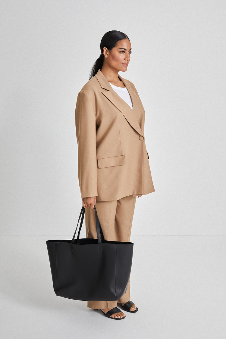 Burano blazer wool mix oversized double breasted slit at sleeve thin shoulder pads semi stand collar beige stylein side image