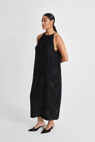 Ivonne dress ankle length slim tank crew neck pleated loosely fitted black stylein side image