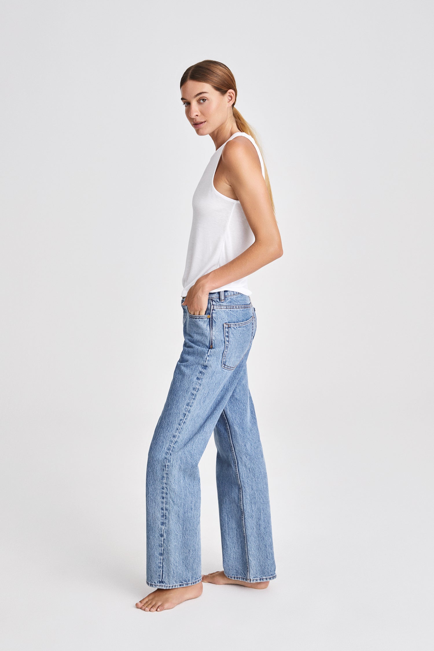 nicia top white sleeveless stylein side