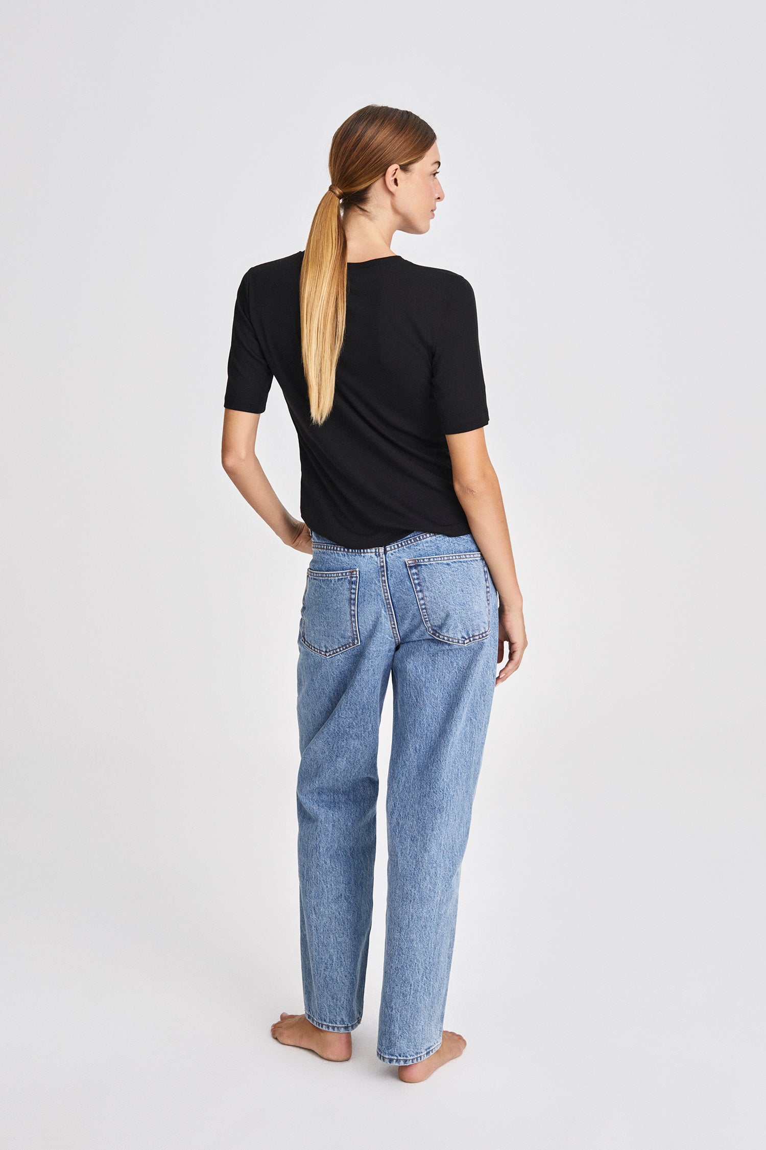 nickie top tshirt black stylein back