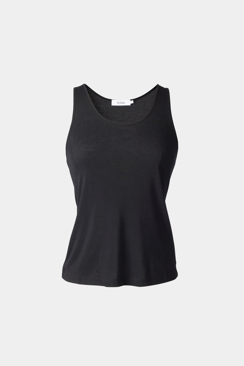 norwood top black lyocell sleeveless stylein front