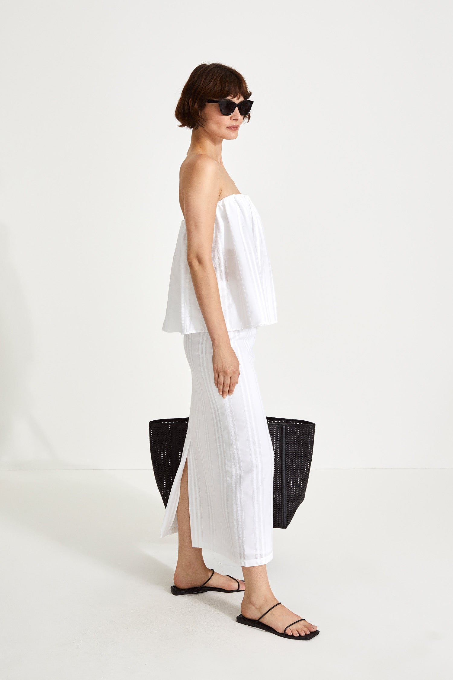 Jesolo top bandeau crochet pattern white stylein side image