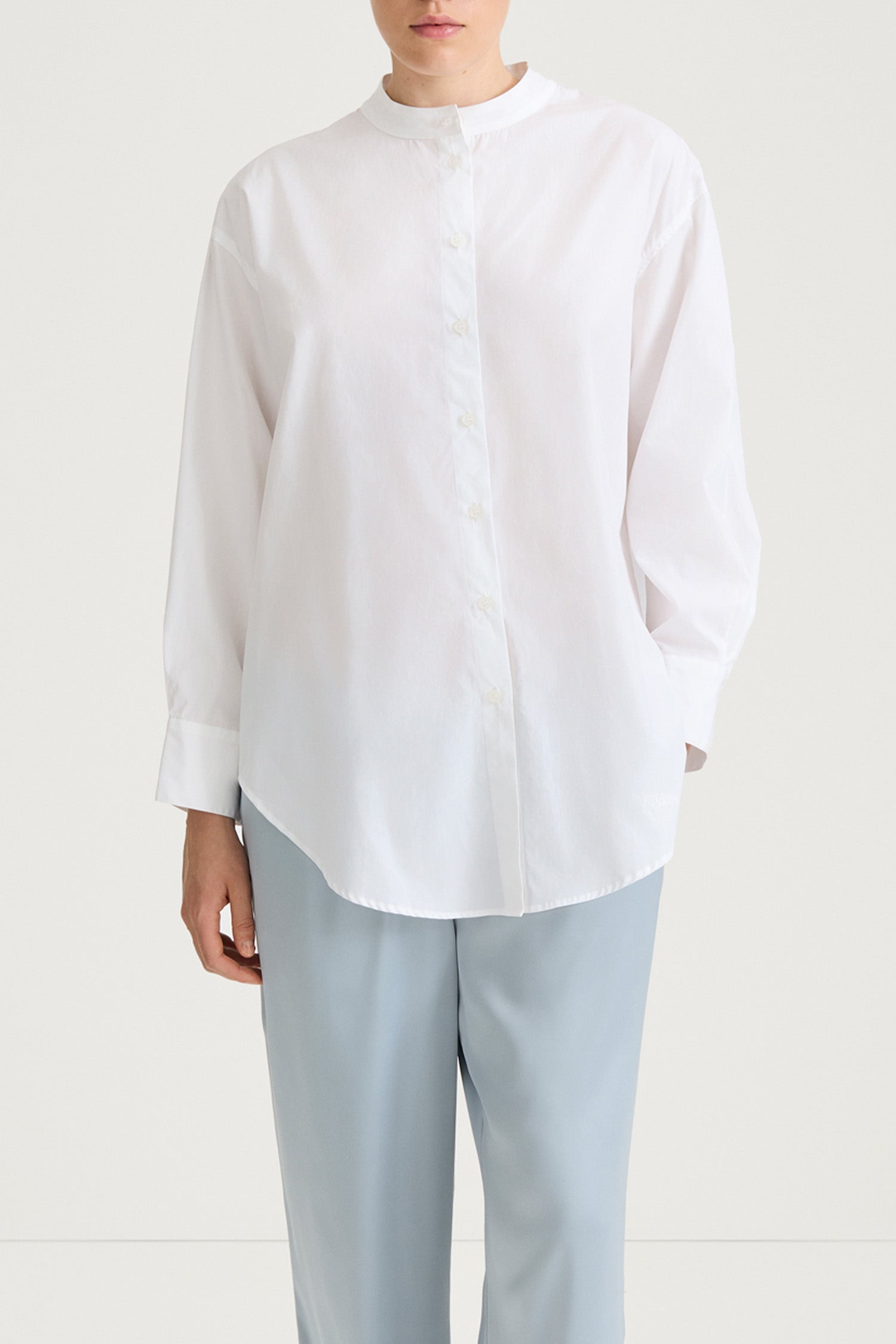 White high collar shirt stylein jazlyn front close up model image