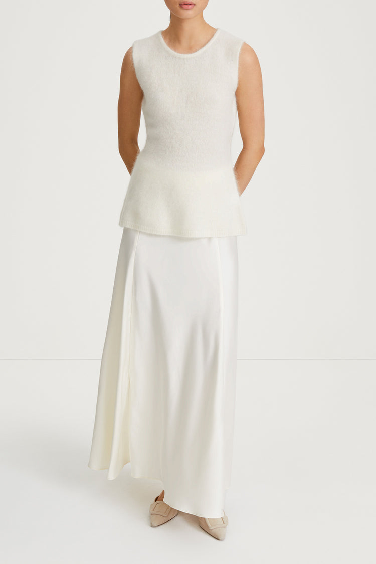 white mohair sleeveless flaired top stylein naya model image