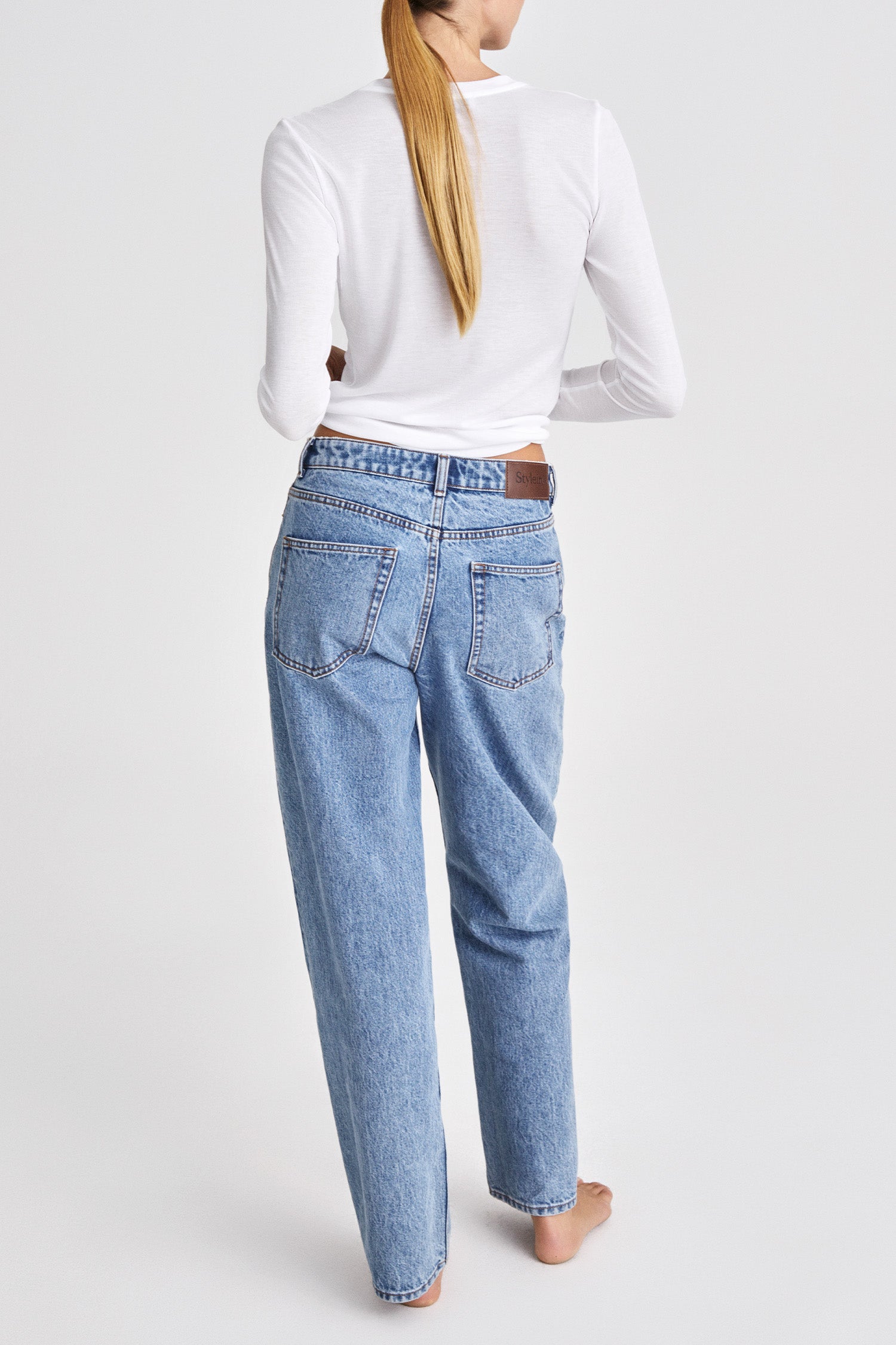 white longsleeve top stylein neapel back